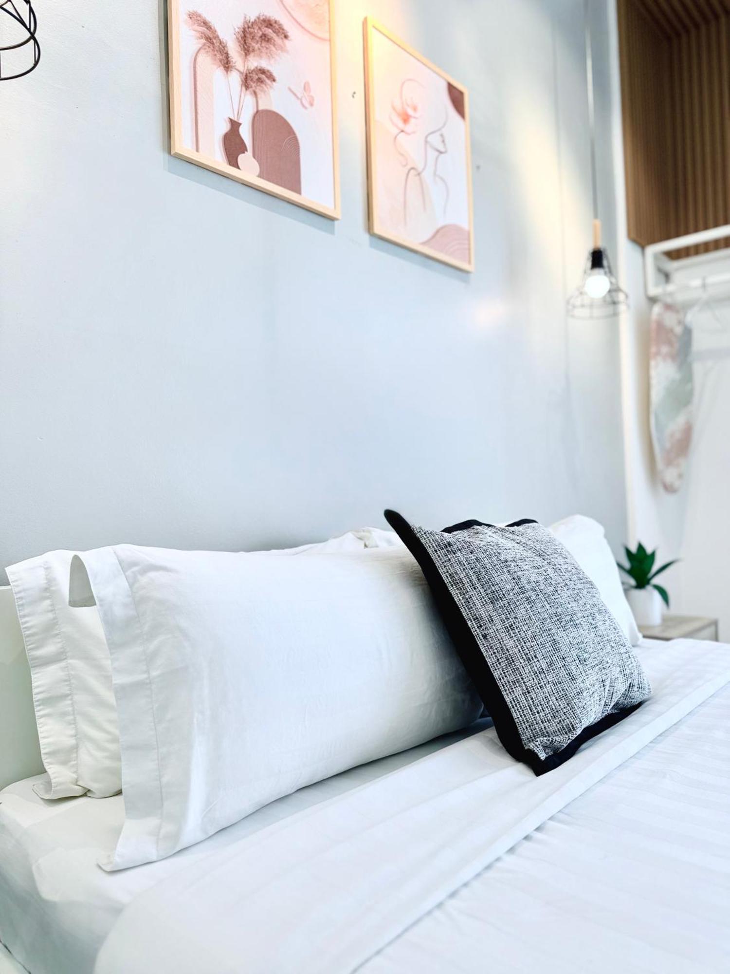 Owl Nest Suite' At Aeropod Sovo 코타키나발루 객실 사진